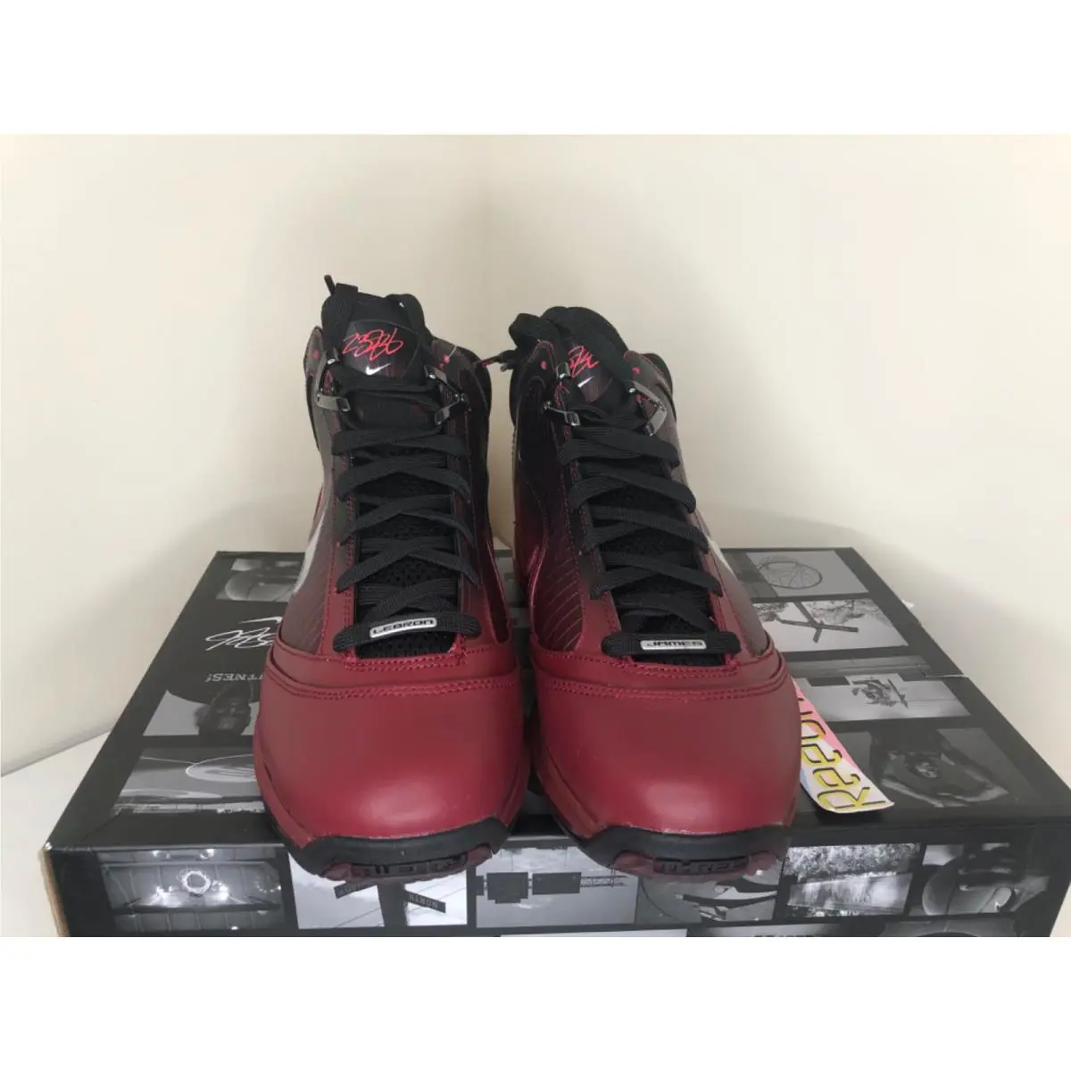 Nike shoes - Nike LeBron James - LeBron James - CU5133 600 - Team Red 5