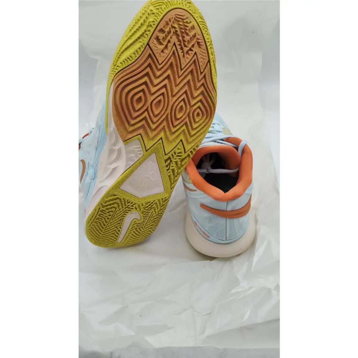 Nike shoes - Nike Kyrie 8 - Kyrie - CITRON TINT BLACK WHEAT GOLG 31