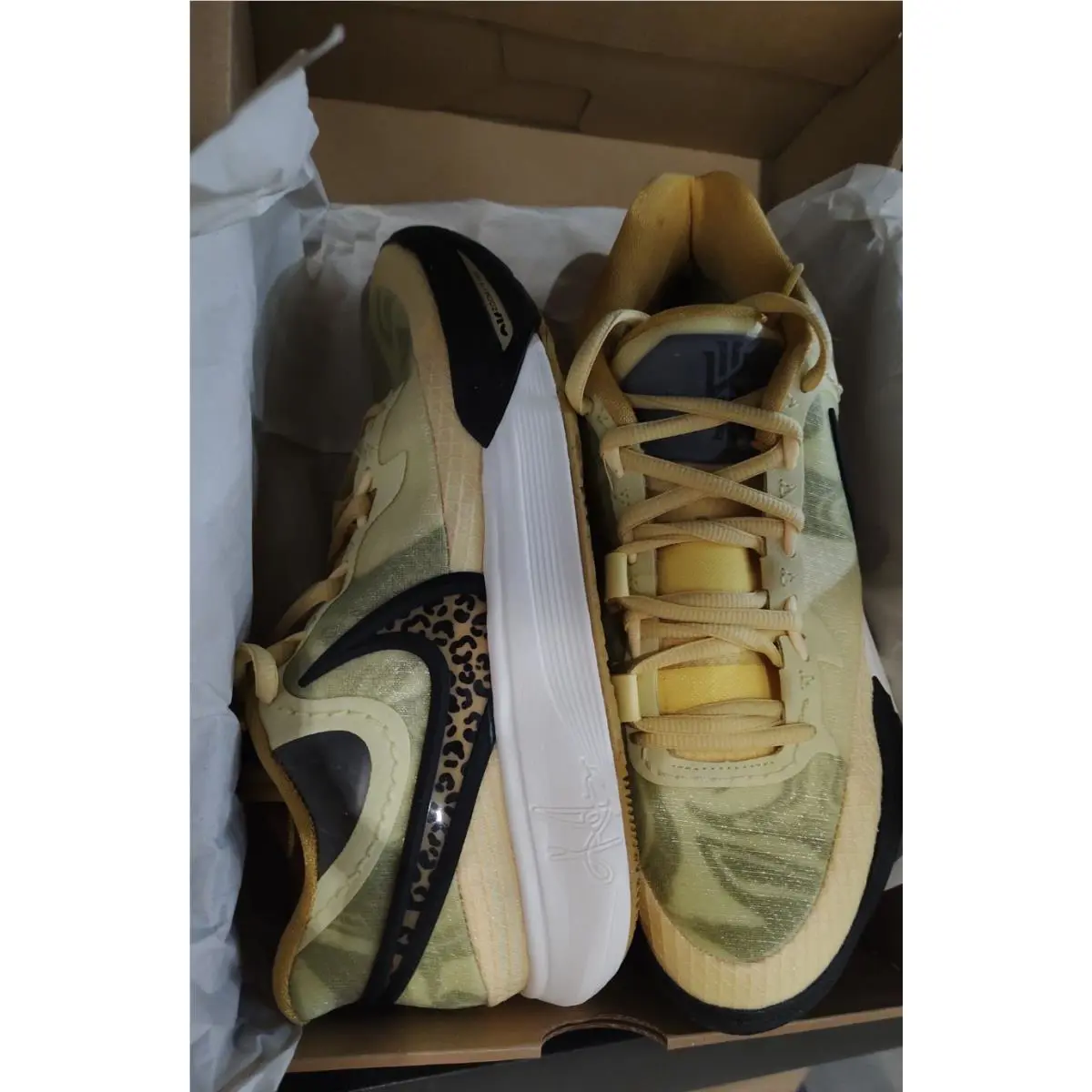 Nike shoes - Nike Kyrie 8 - Kyrie - CITRON TINT BLACK WHEAT GOLG 2