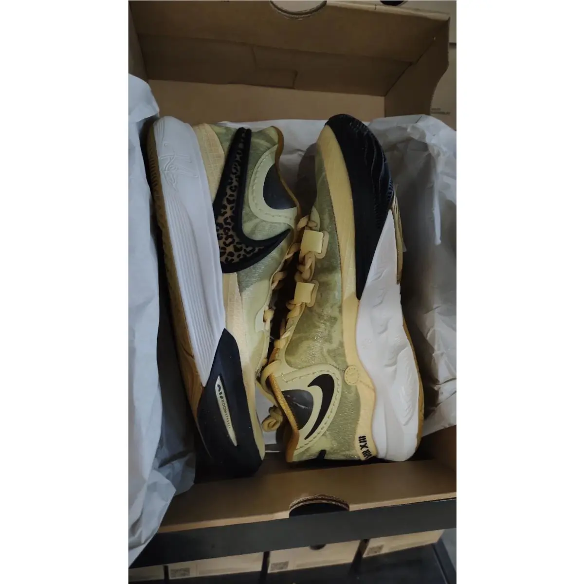 Nike shoes - Nike Kyrie 8 - Kyrie - CITRON TINT BLACK WHEAT GOLG 16