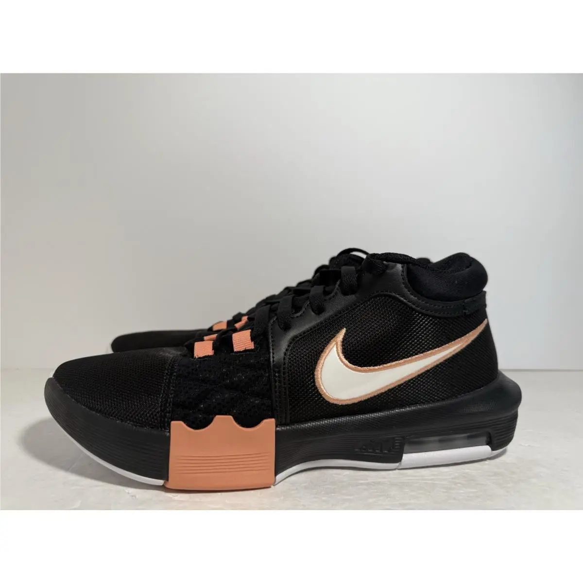 Nike shoes - Nike LeBron Witness 8 - LeBron Witness - HQ2139-001 - Guava Ice 2