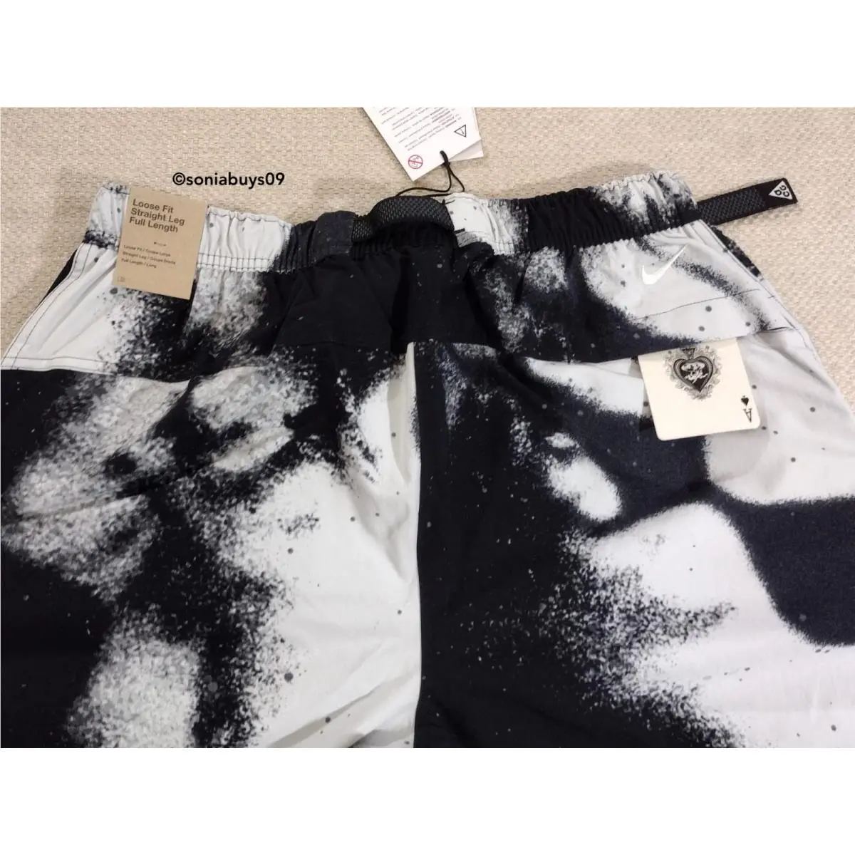 Nike clothing - Anthracite/Black/Summit White 5