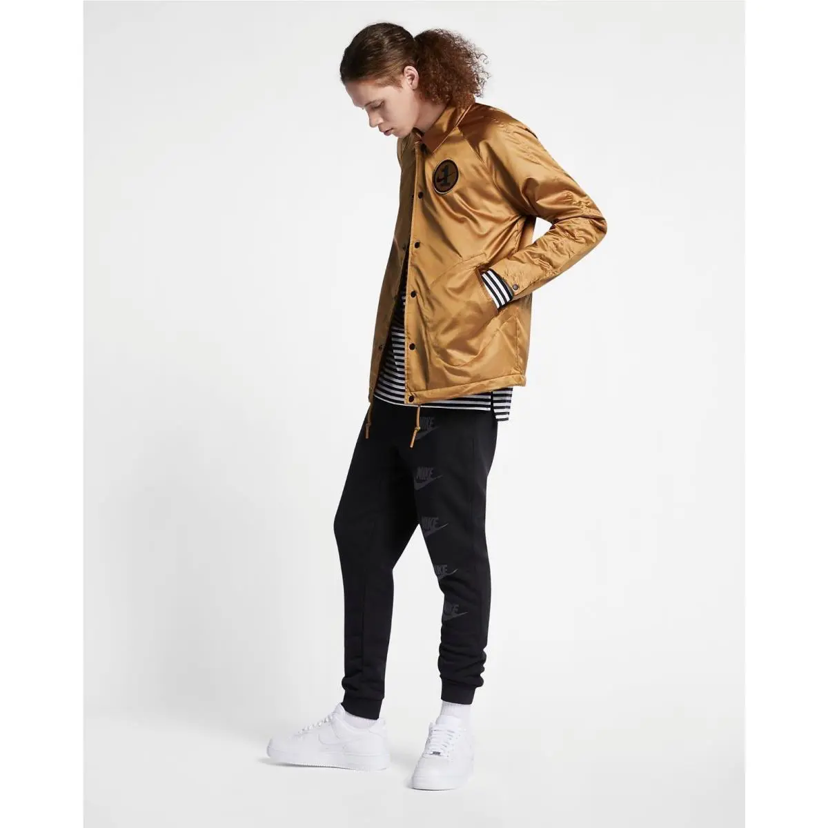 Nike clothing - Bronze 8