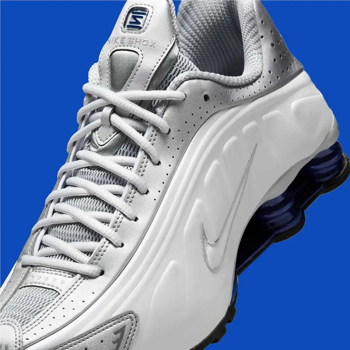 Nike shoes - Nike Shox R4 - Shox - HQ1988-102 - WHITE / METALLIC SILVER 11