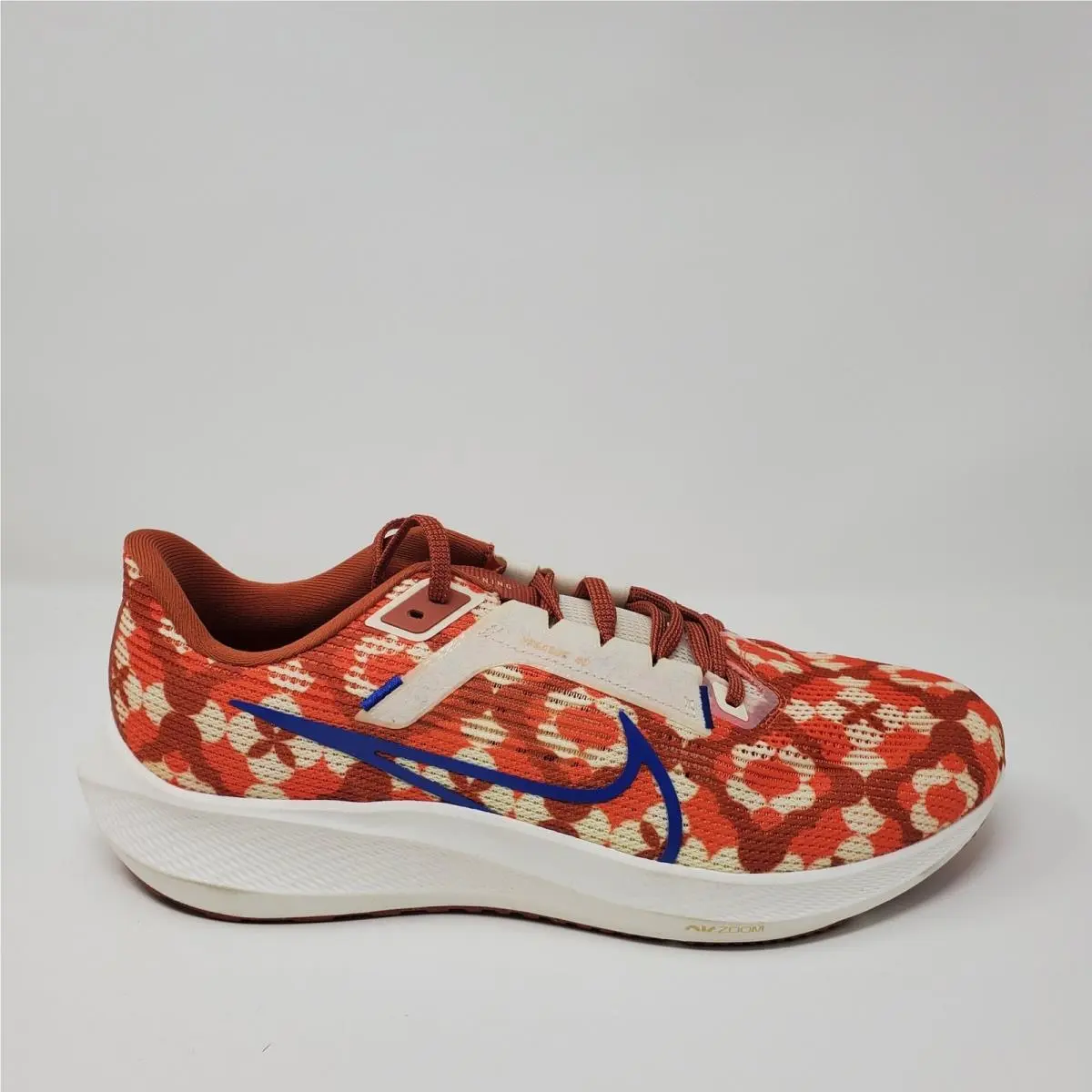 Nike shoes - Nike Air Zoom Pegasus 40 - FQ7680-100 - Orange 2