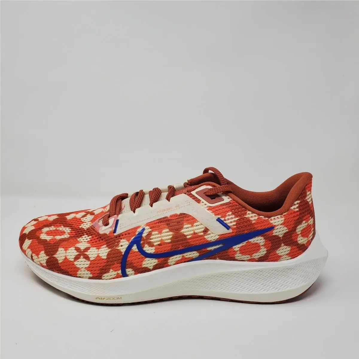 Nike shoes - Nike Air Zoom Pegasus 40 - FQ7680-100 - Orange 3