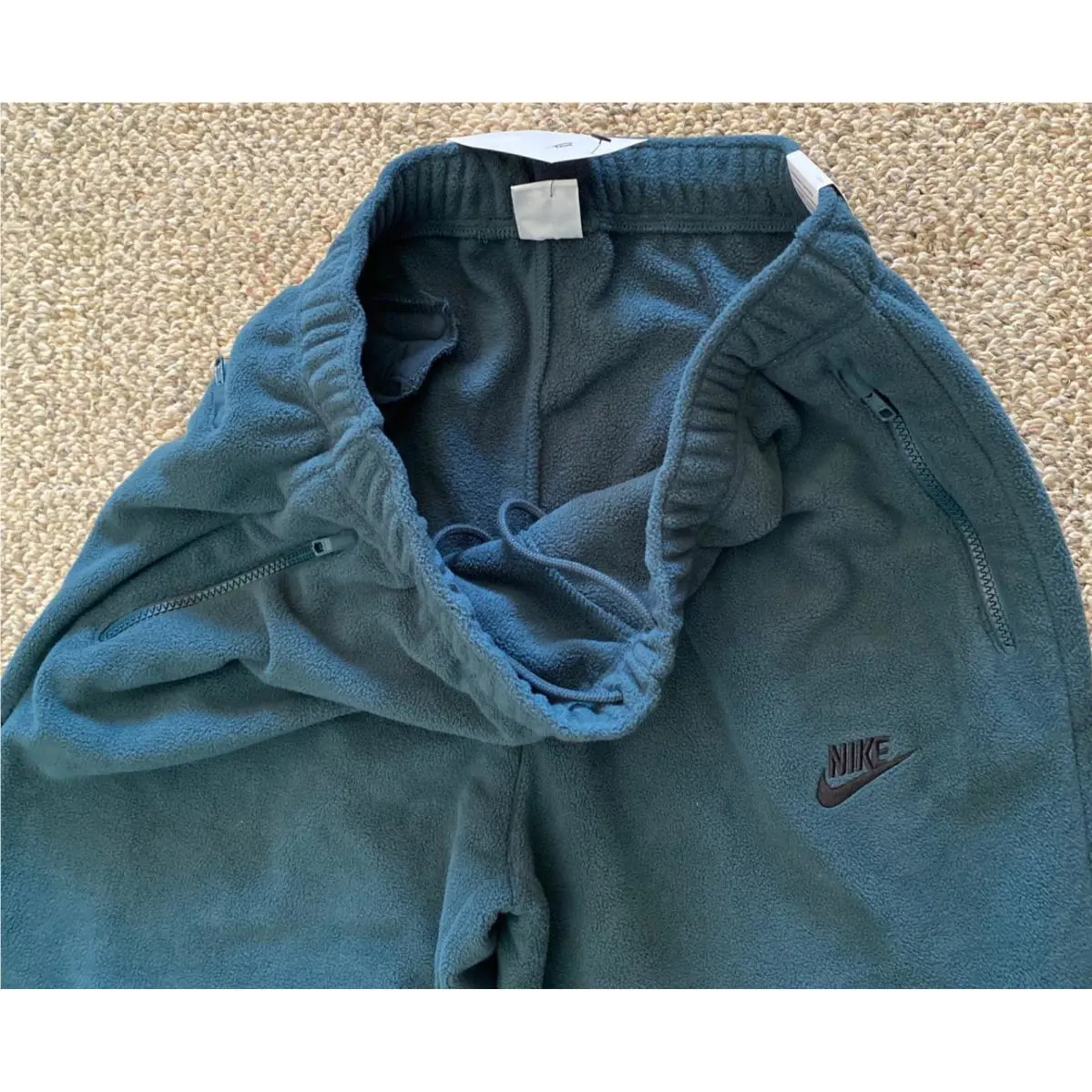 Nike clothing - FB8384 - FB8384 - Green (UPC: 196969381196) 2