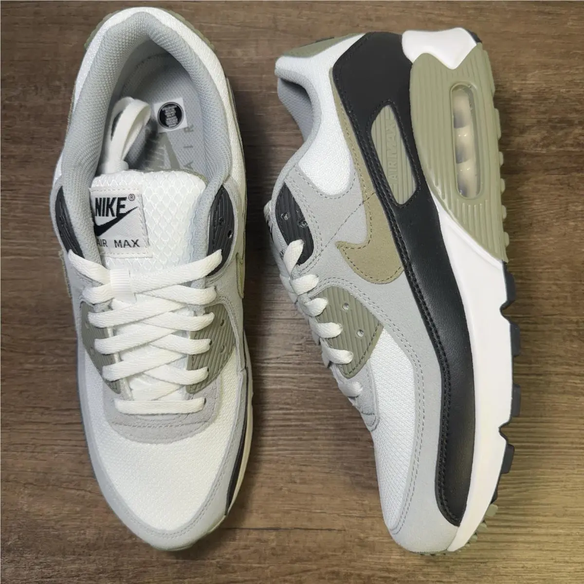 Nike Air Max 90 ‘white/silver Sage’ Men’s Size 9 DM0029-121 No Lid
