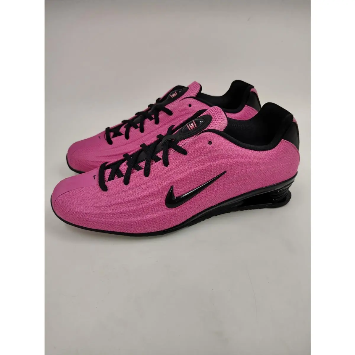 Nike Shox Z Pinksicle Black Women`s 6.5 Low Top Mesh Lace-up Sneaker HQ7540-601