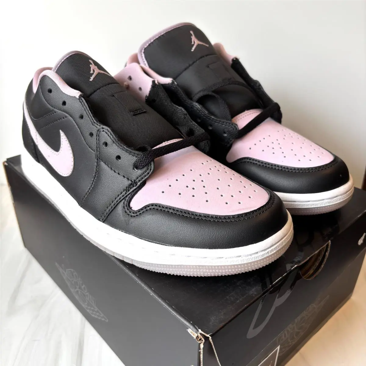 Mens Air Jordan 1 SE Low Black Iced Lilac Sneaker Size 9 DV1309-051