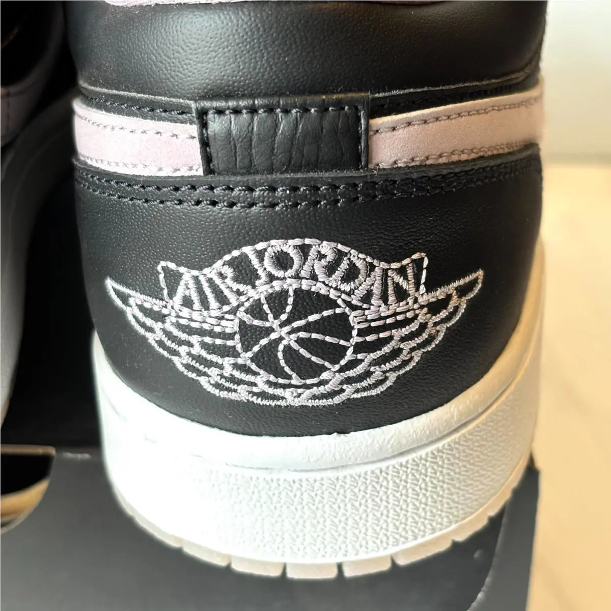 Nike shoes - Air Jordan 1 - Air - DV1309-051 - Black, Manufacturer: Black/Iced Lilac/White 9