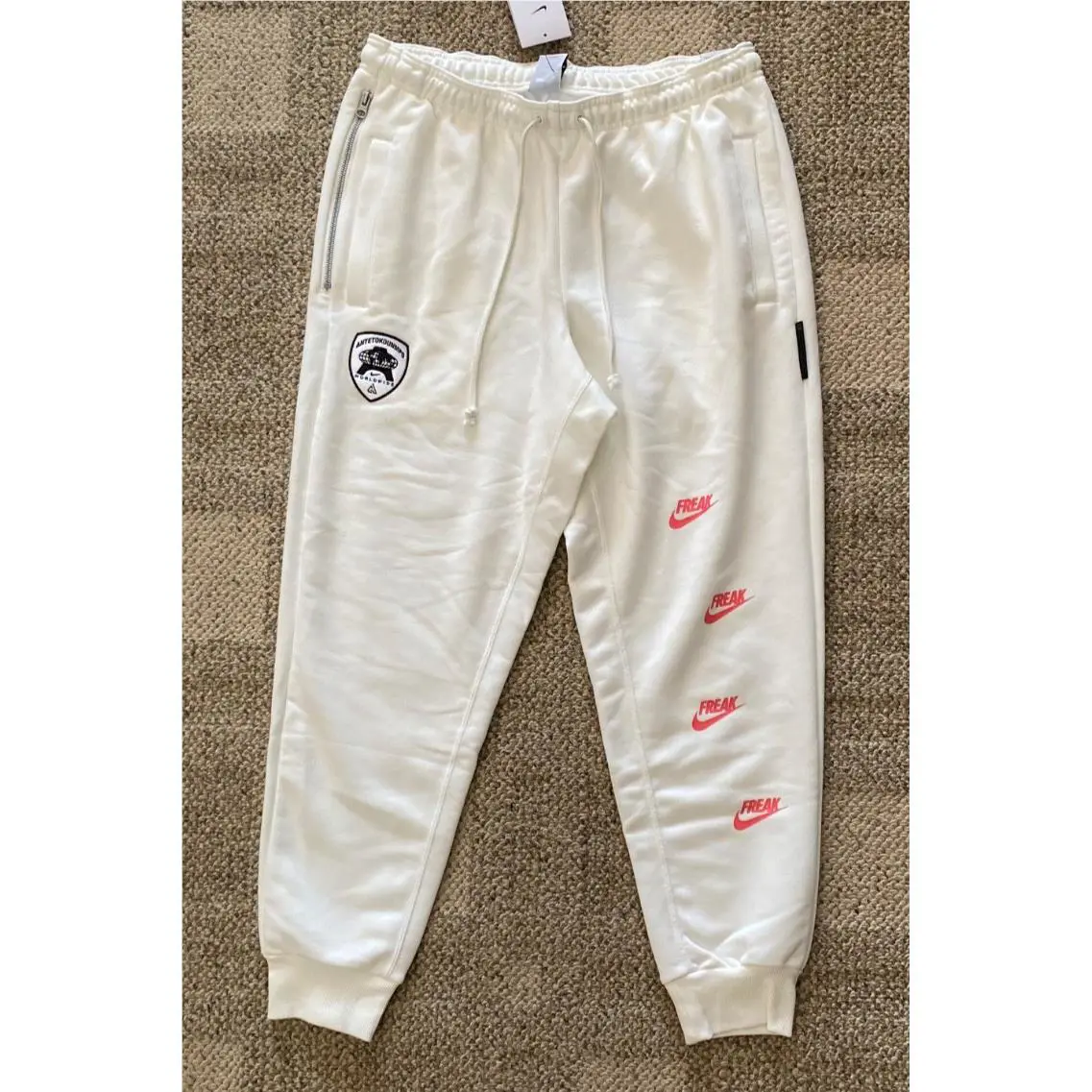 Nike Giannis Freak Jogger Sweatpants Standard Issue Ivory FZ0930 Men`s L