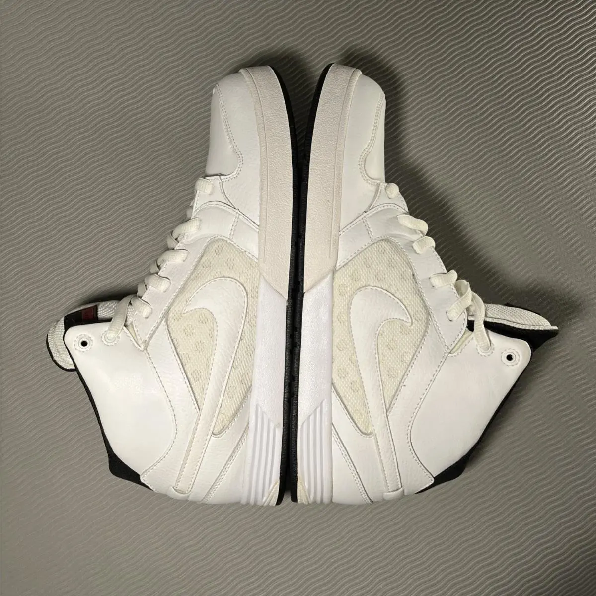Nike shoes - Nike Mogan - Mogan - 487948-110 - White 1