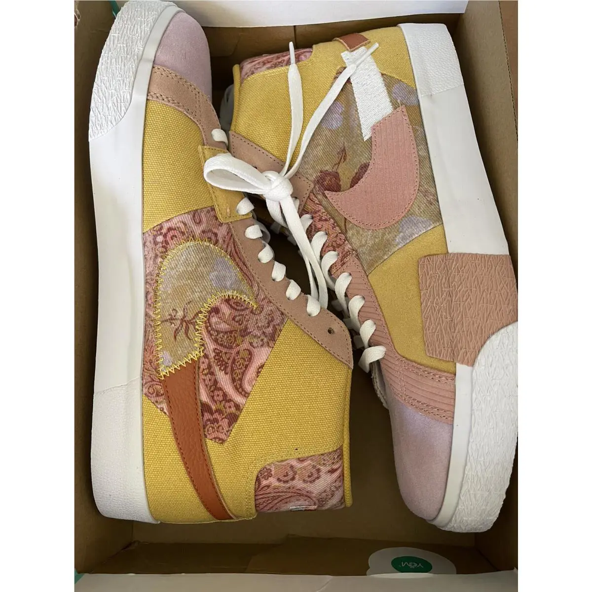 Nike shoes - SB ZOOM BLAZER MID - ZOOM BLAZER MID - DM0859-700 - Gold (UPC: 0195869041018) 3