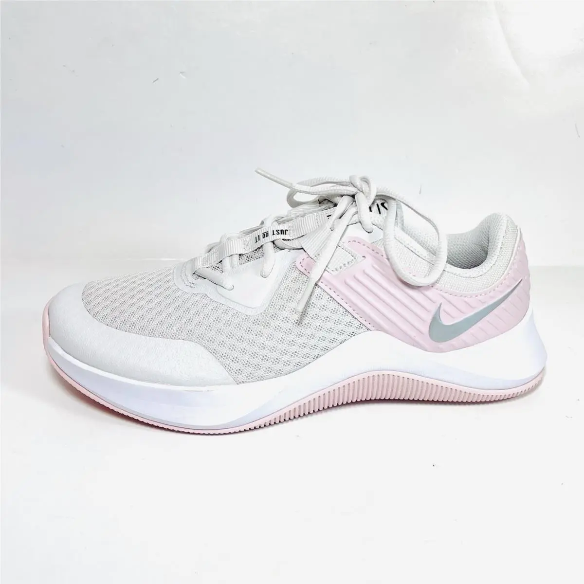 Nike MC Trainer Running Shoes Women’s Size 7 Platinum Gray