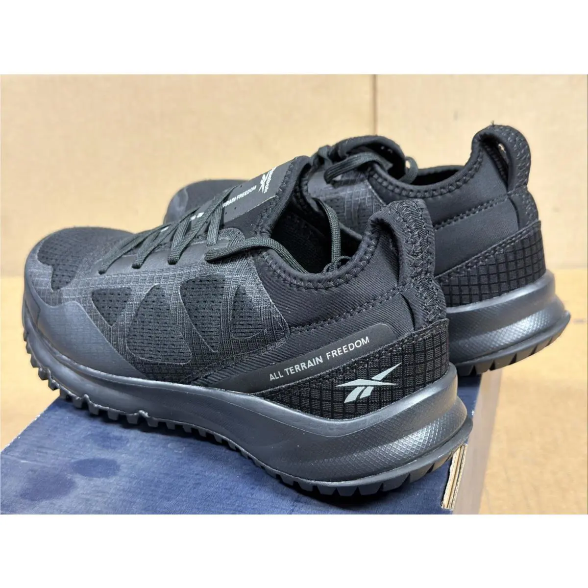 Reebok shoes - RB4090 - RB4090 Size - Black 5