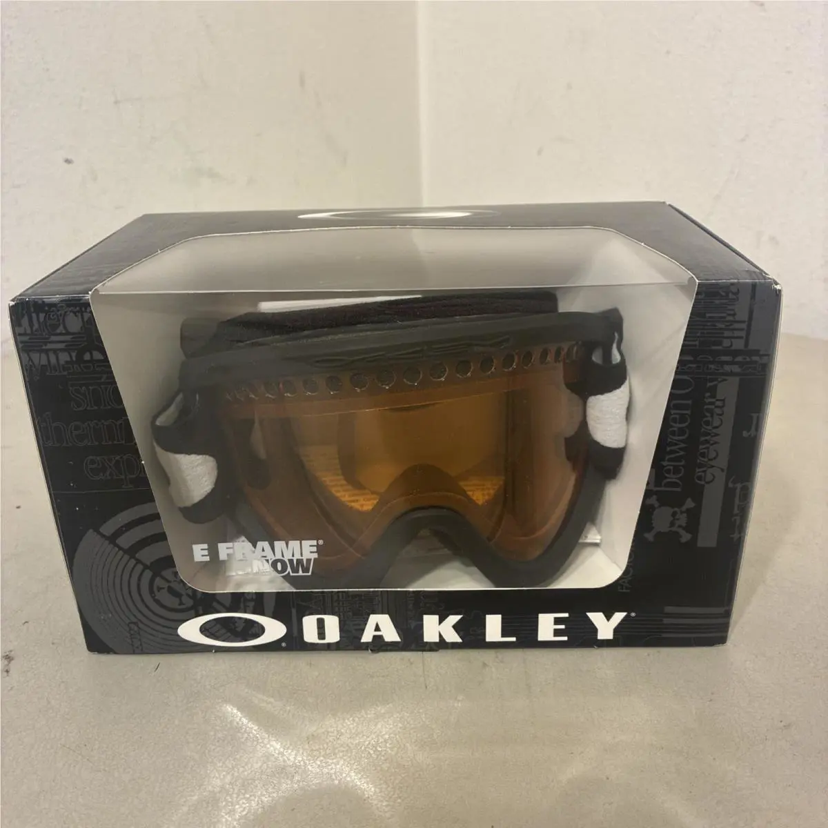 Oakley E-frame Snow Goggles Orange Lenses Ski Snowboarding Persimmon Black