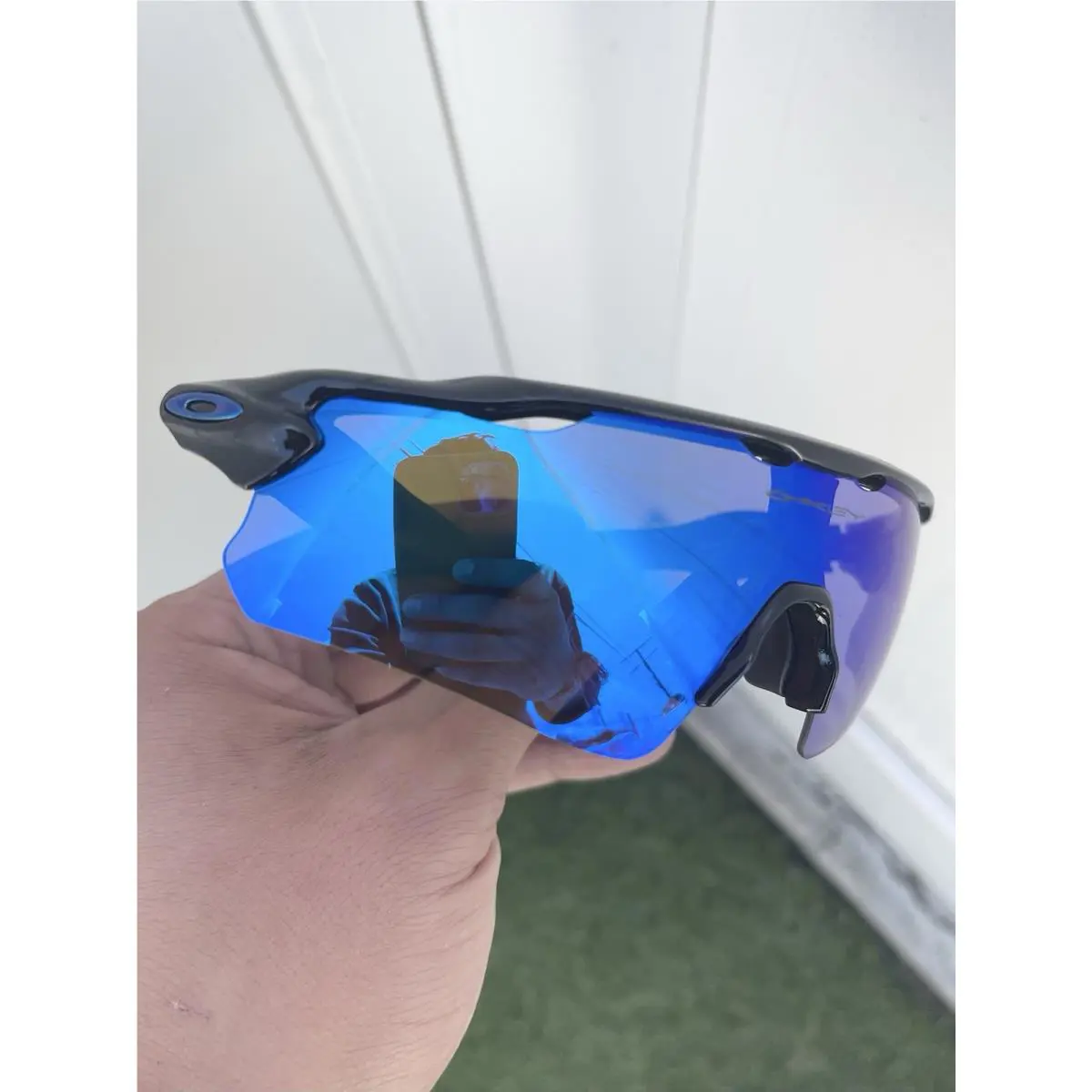 Radar EV OO9208 9208 White Deep Blue Prizm Case Included by Oakley