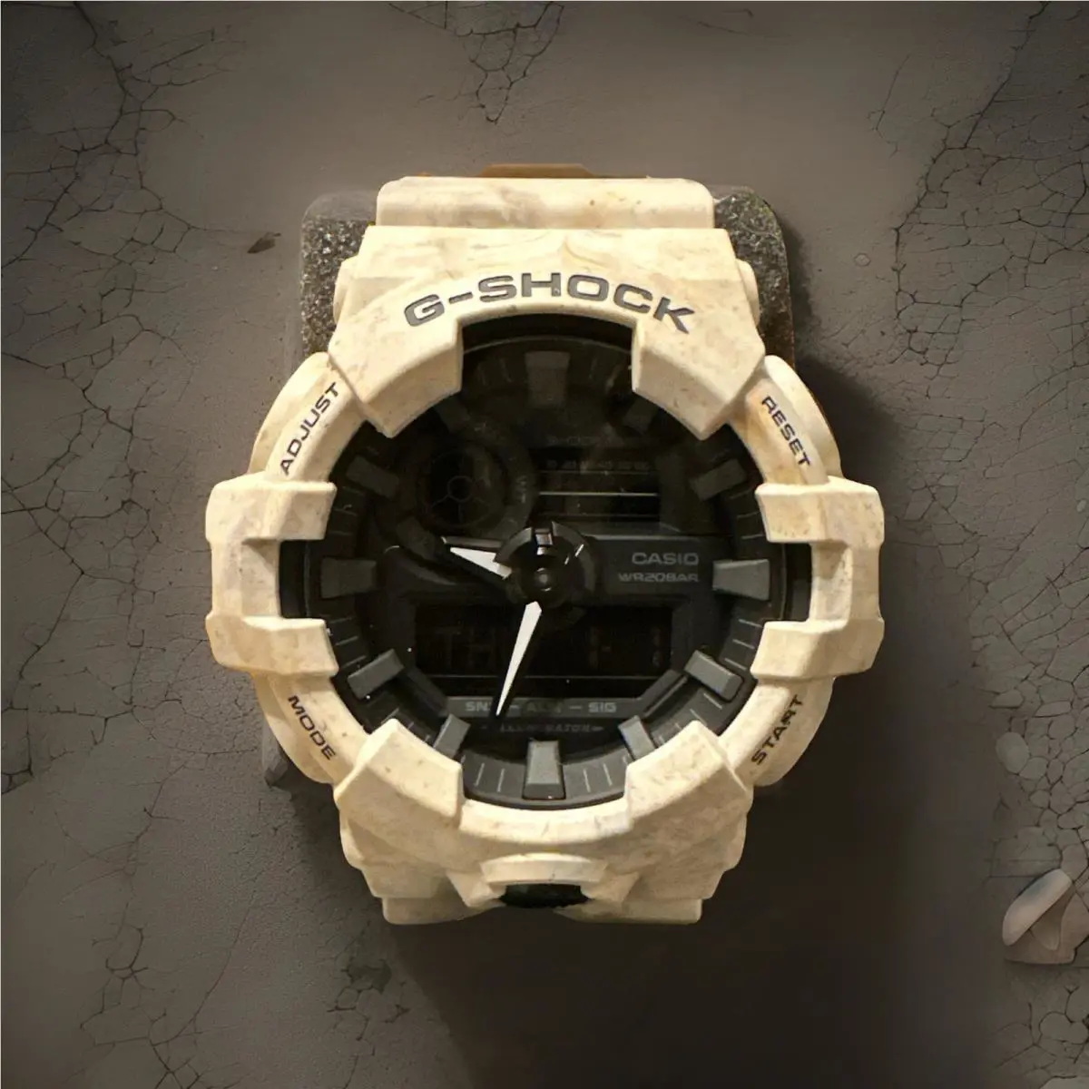 G-shock GA-700WM-5AJF Men`s Watch Off White Marble Unique by Casio