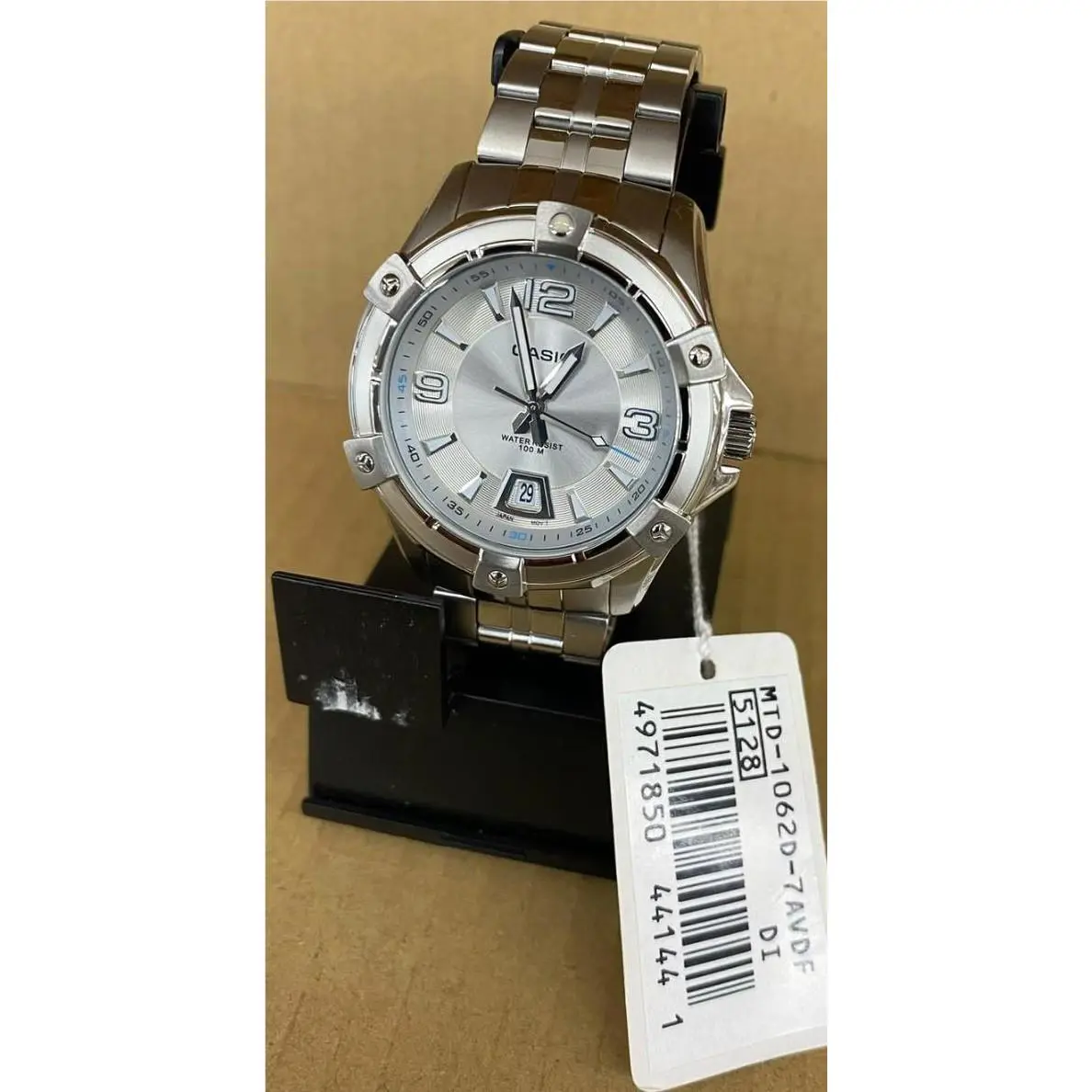 Casio MTD-1062D-7A Men`s Silver Dial Stainless Steel Dress Watch 100M Diver