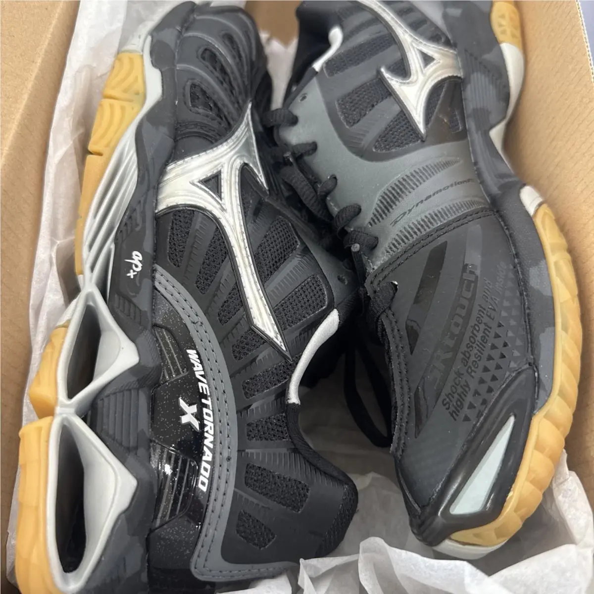 Mizuno shoes - Wave Momentum 2 - Wave Momentum - V1GC16203 - Black 7