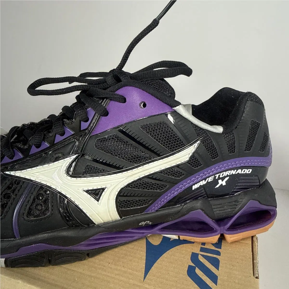Mizuno shoes - Wave Momentum 2 - Wave Momentum - V1GC161267 - Black 0