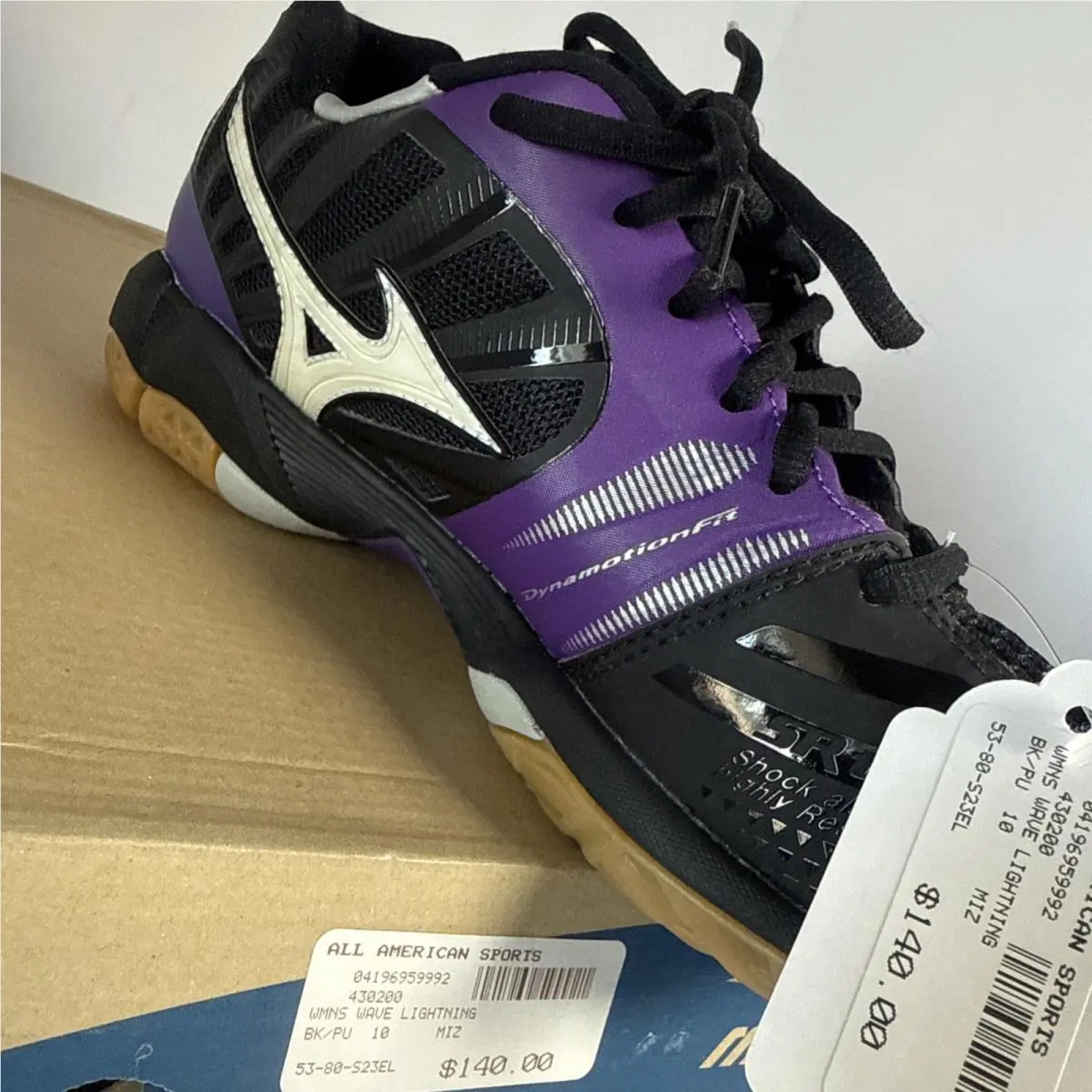 Mizuno shoes - Wave Momentum 2 - Wave Momentum - V1GC161267 - Black 3