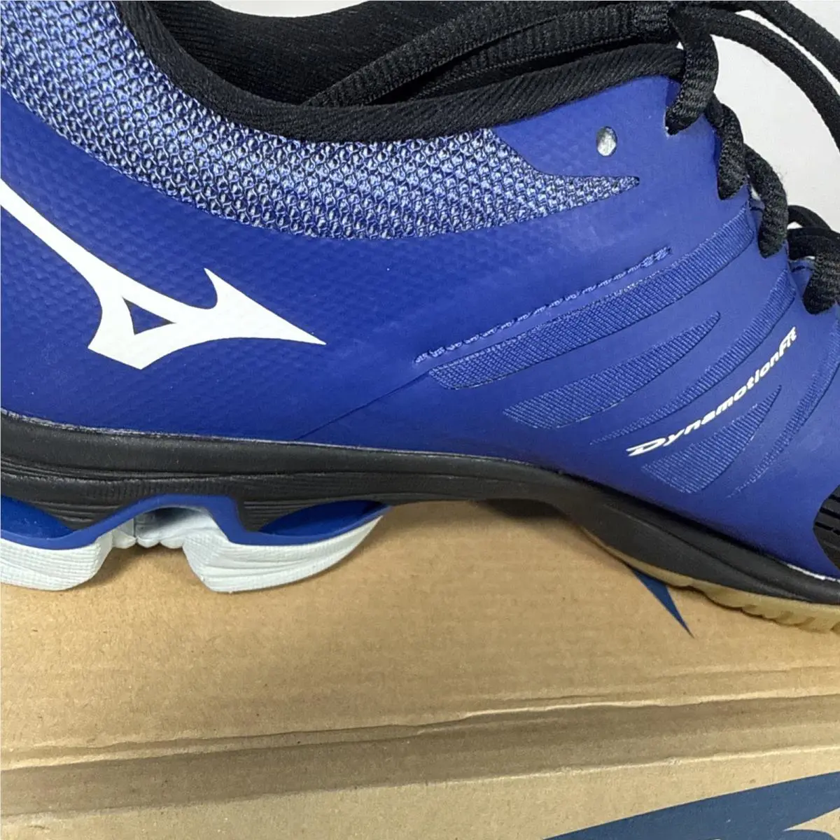 Mizuno shoes - Mizuno Wave Voltage - Wave Voltage - Blue 2