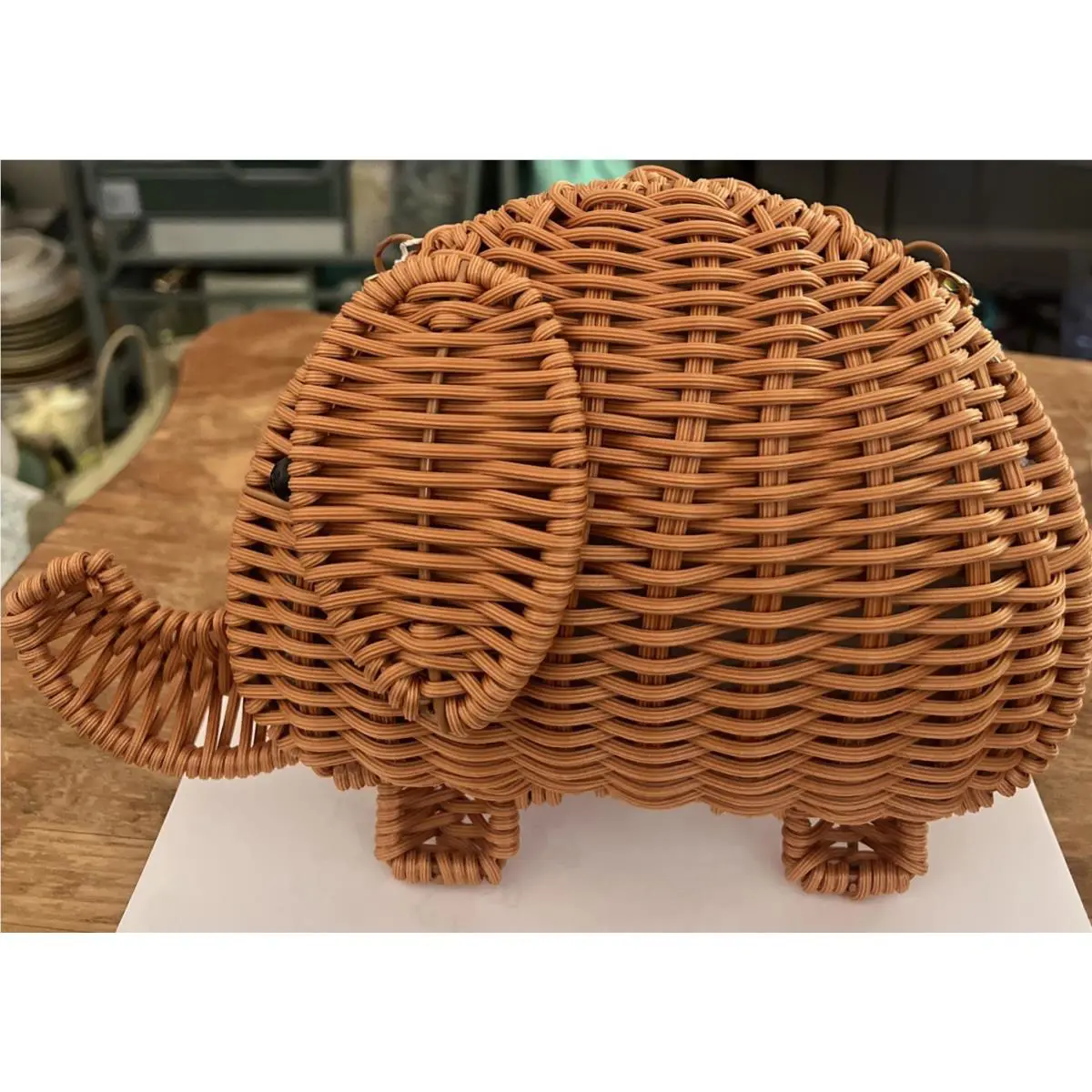 Tommy Bahama Woven Wicker Elephant Crossbody Bag Wooden Bead Handle Rattan