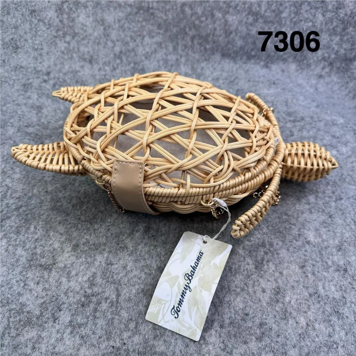 Tommy Bahama Woven Tan Natural Basket Wicker Sea Turtle Purse Bag Rare