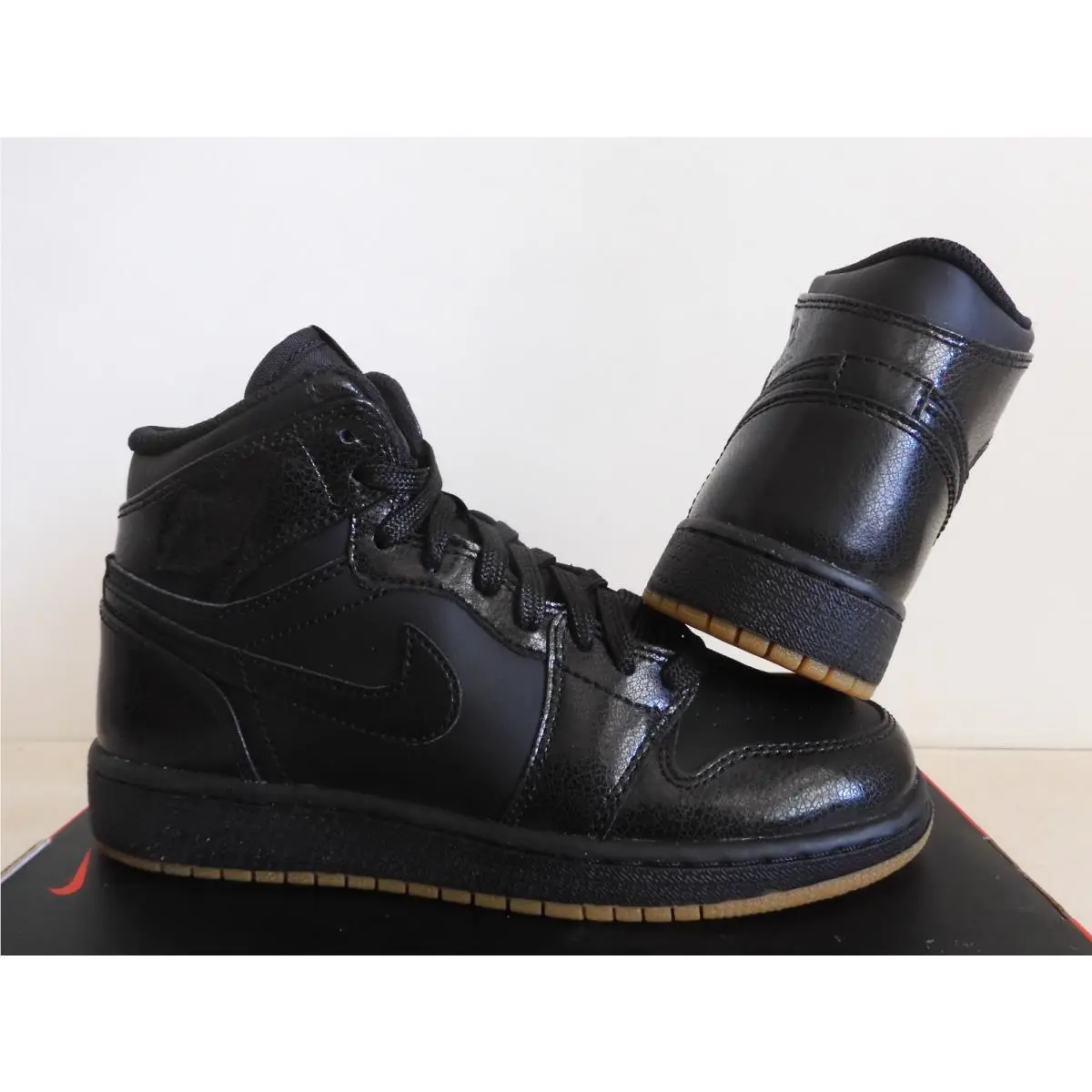 Nike shoes - Air Jordan 1 - Air - Black 9