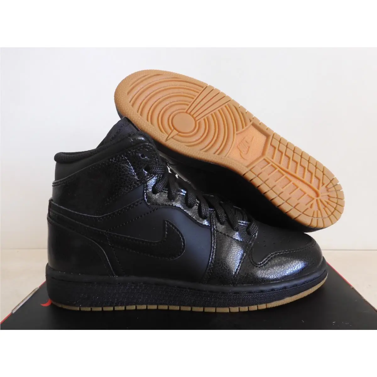 Nike shoes - Air Jordan 1 - Air - Black 7