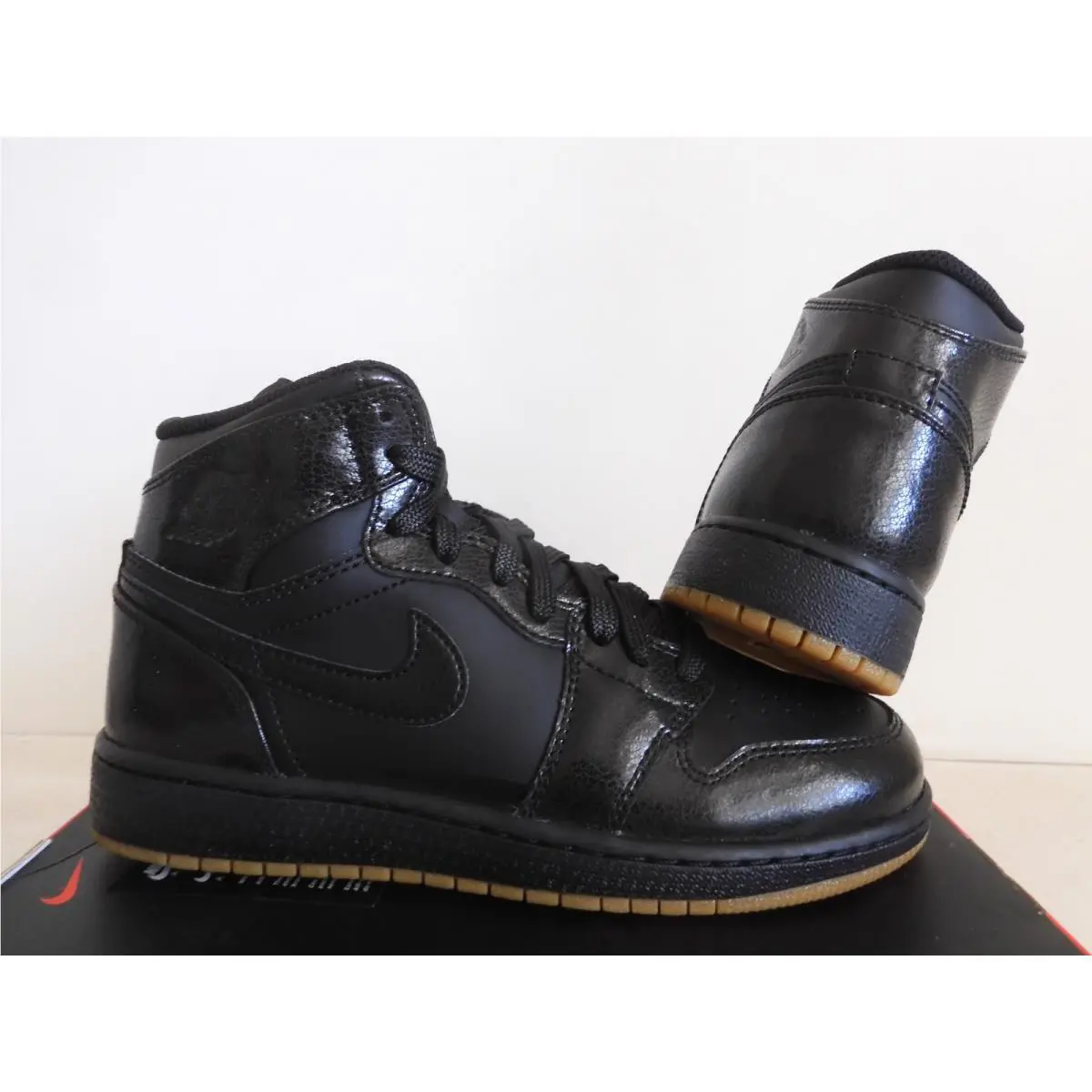 Nike shoes - Air Jordan 1 - Air - Black 17