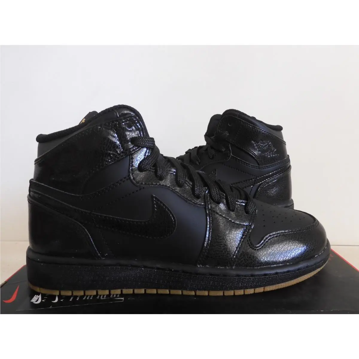 Nike shoes - Air Jordan 1 - Air - Black 24