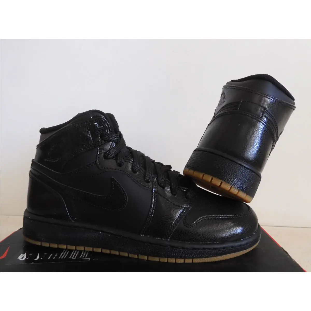 Nike shoes - Air Jordan 1 - Air - Black 25