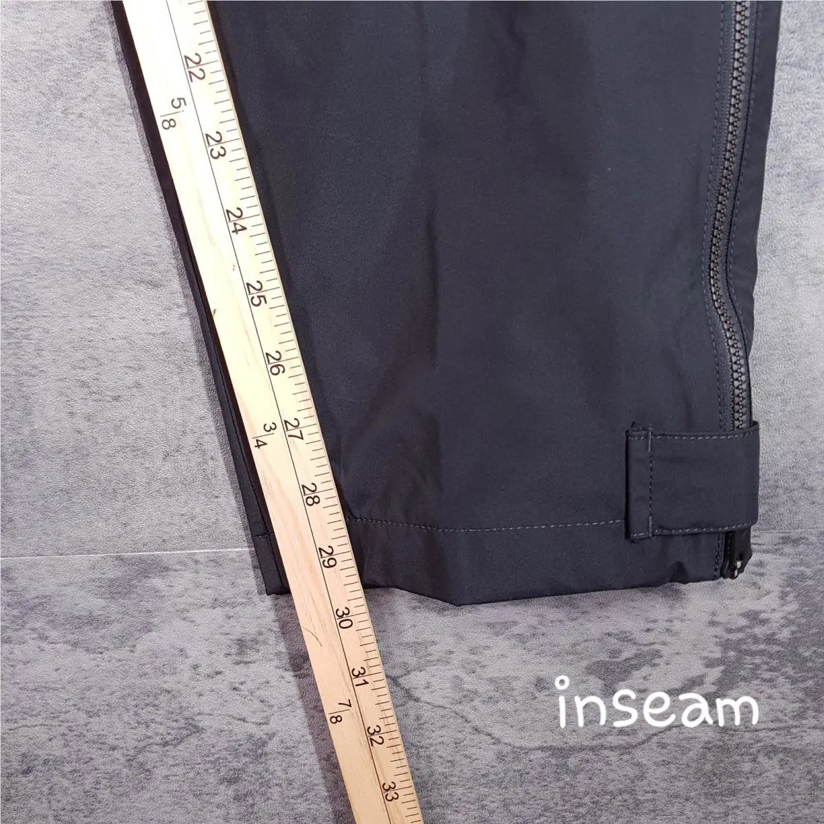 Nike clothing - Black (UPC: 196609941322) 8