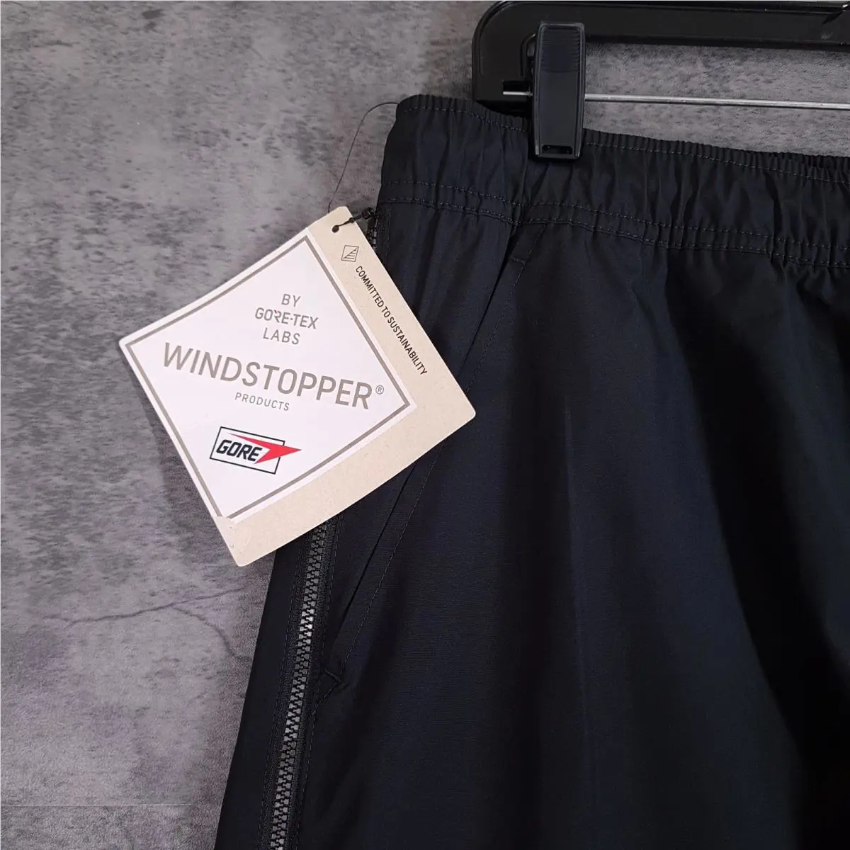 Nike clothing - Black (UPC: 196609941322) 1
