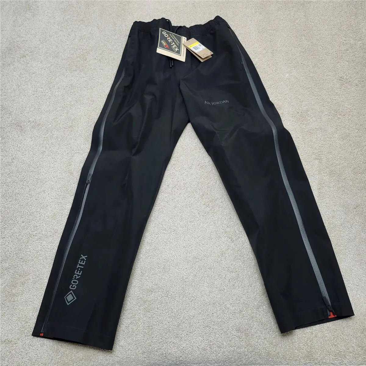 Nike Jordan Men Small Air Jordan Skyline Gore-tex Pants Black HF9287-010