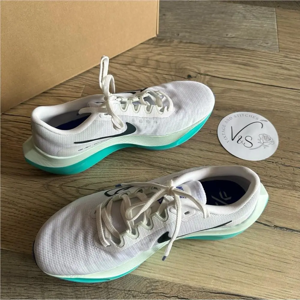 Women’s Nike Zoom Fly 5 White Deep Jungle Clear Jade 10