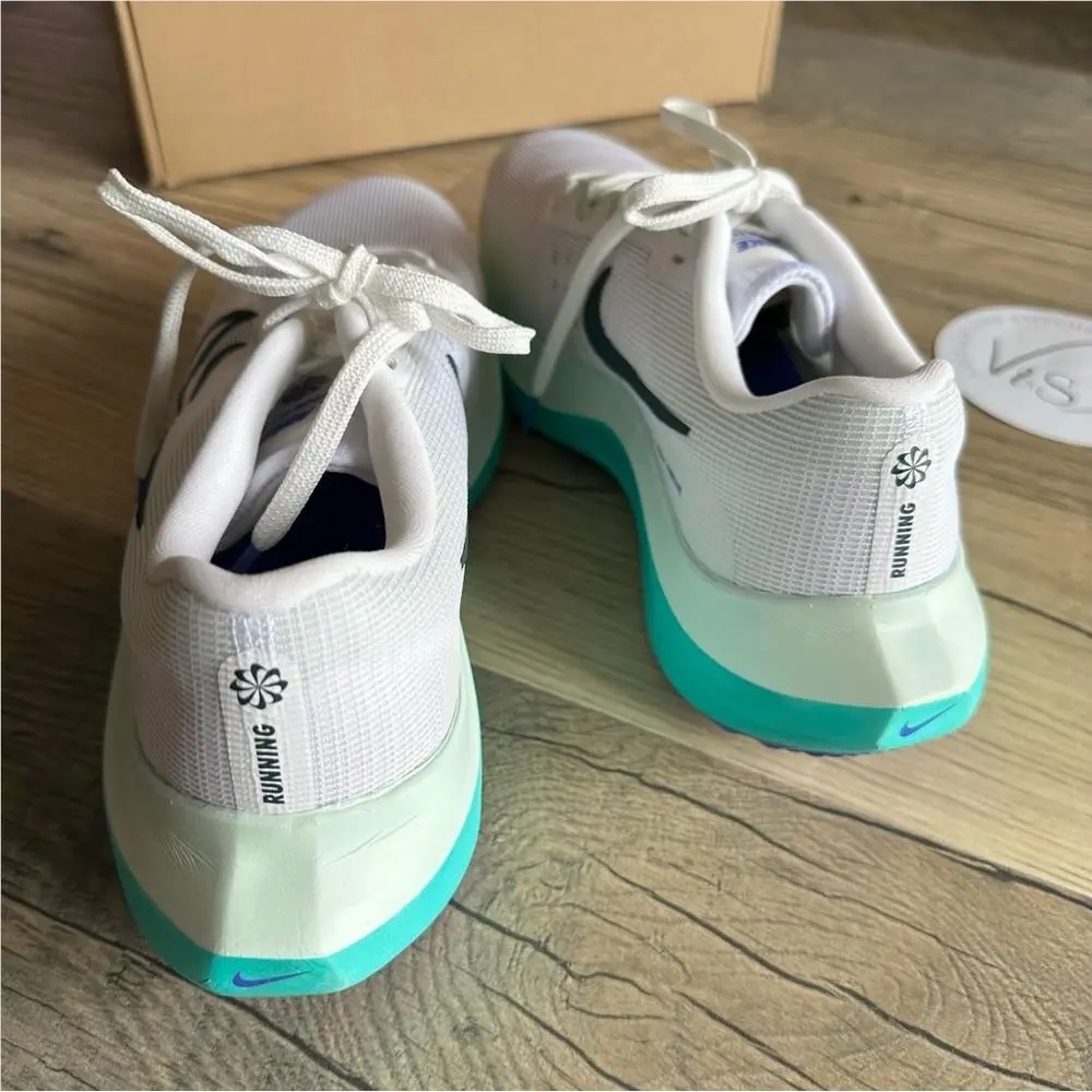 Nike shoes - White 1