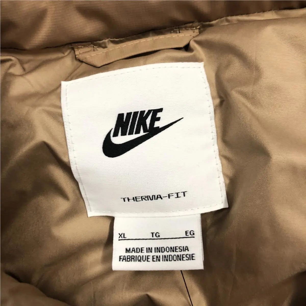 Nike clothing - Nike Sportswear Therma Fit - Sportswear Therma Fit - Parachute Beige (UPC: 198481628919) 3