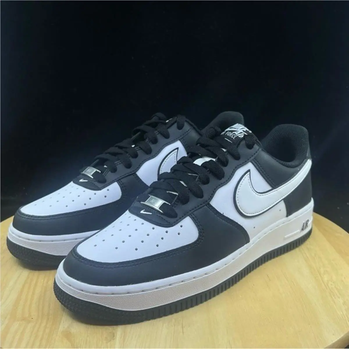 Nike shoes - Black 0