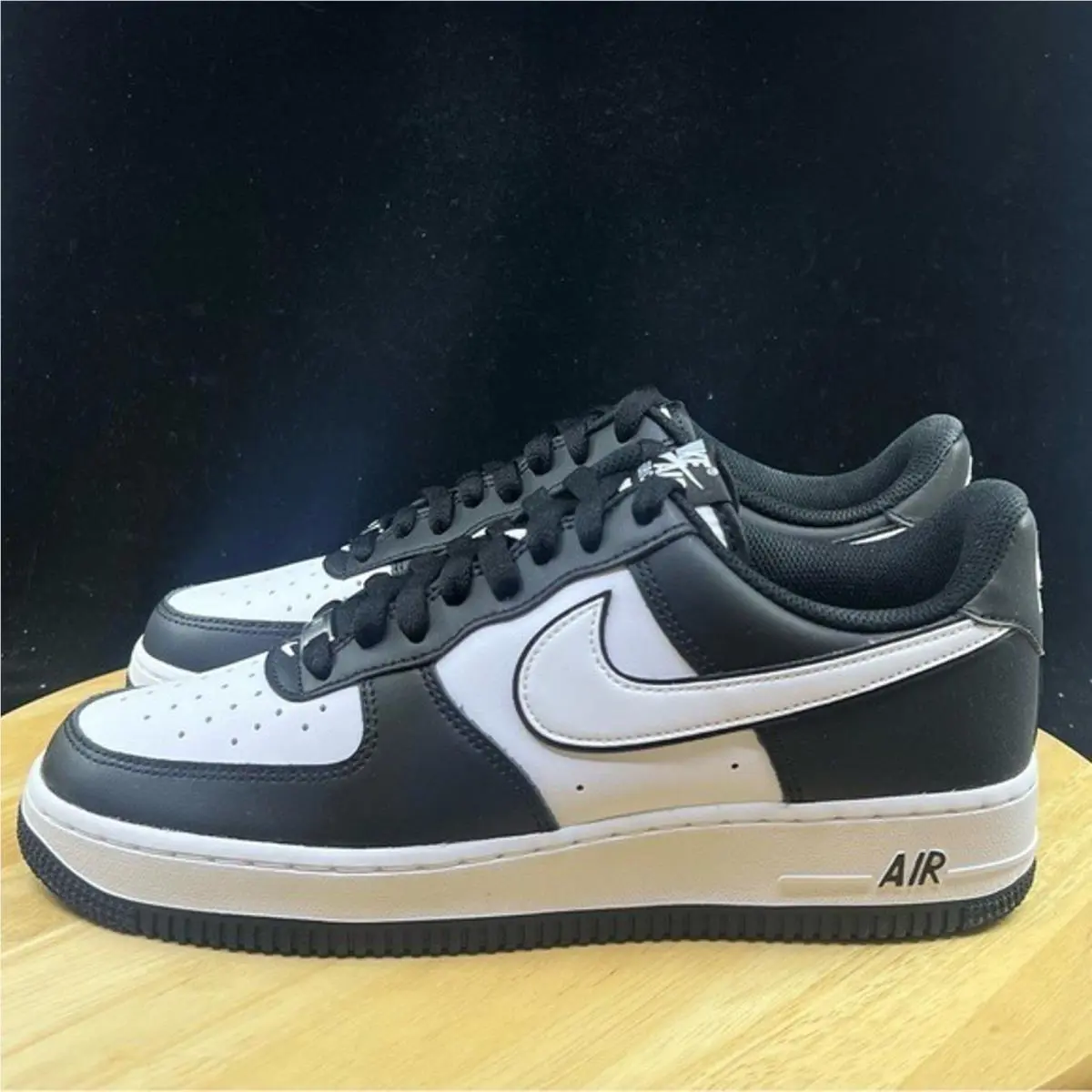 Nike shoes - Black 5