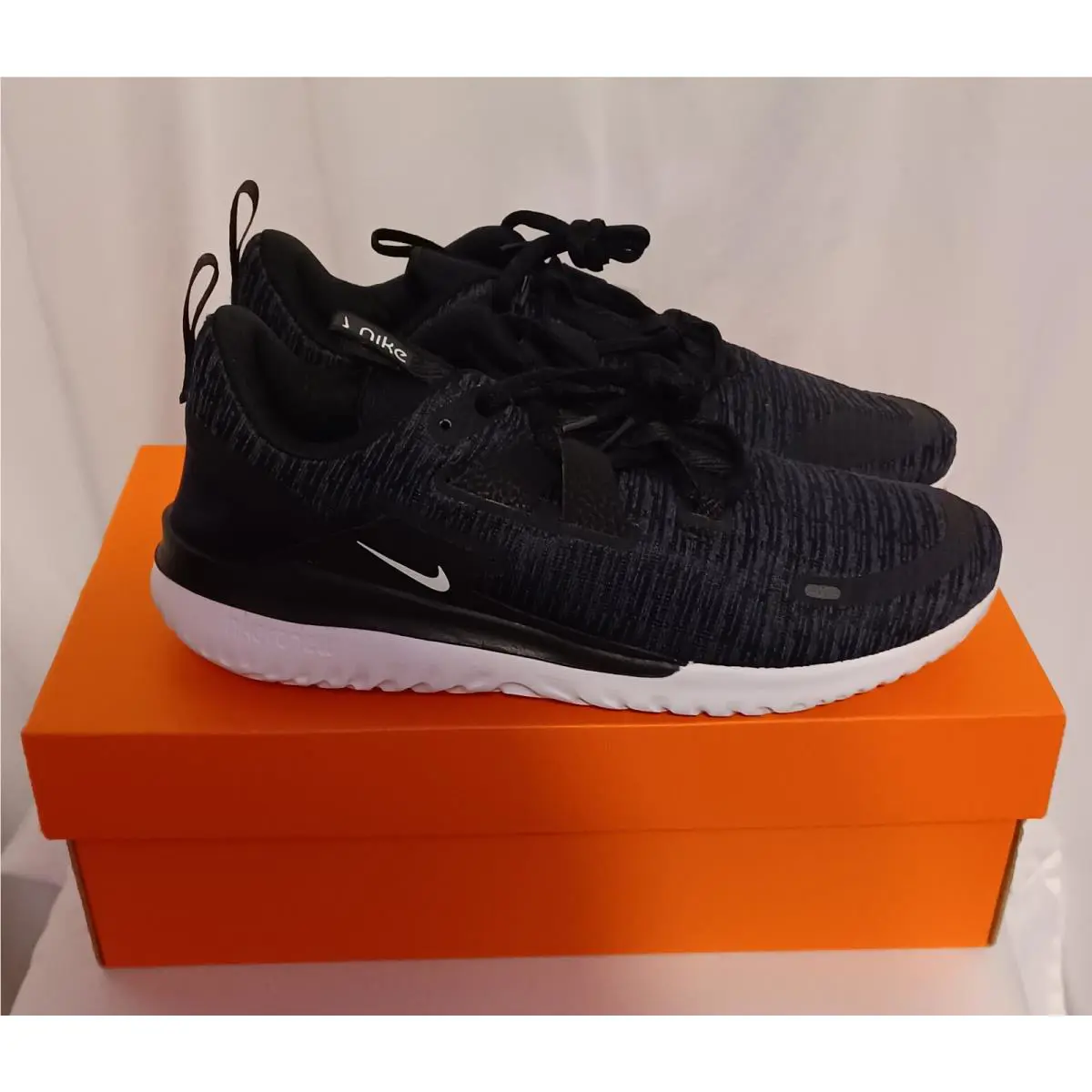 Nike shoes - Nike Renew Arena - Renew Arena - Black 1