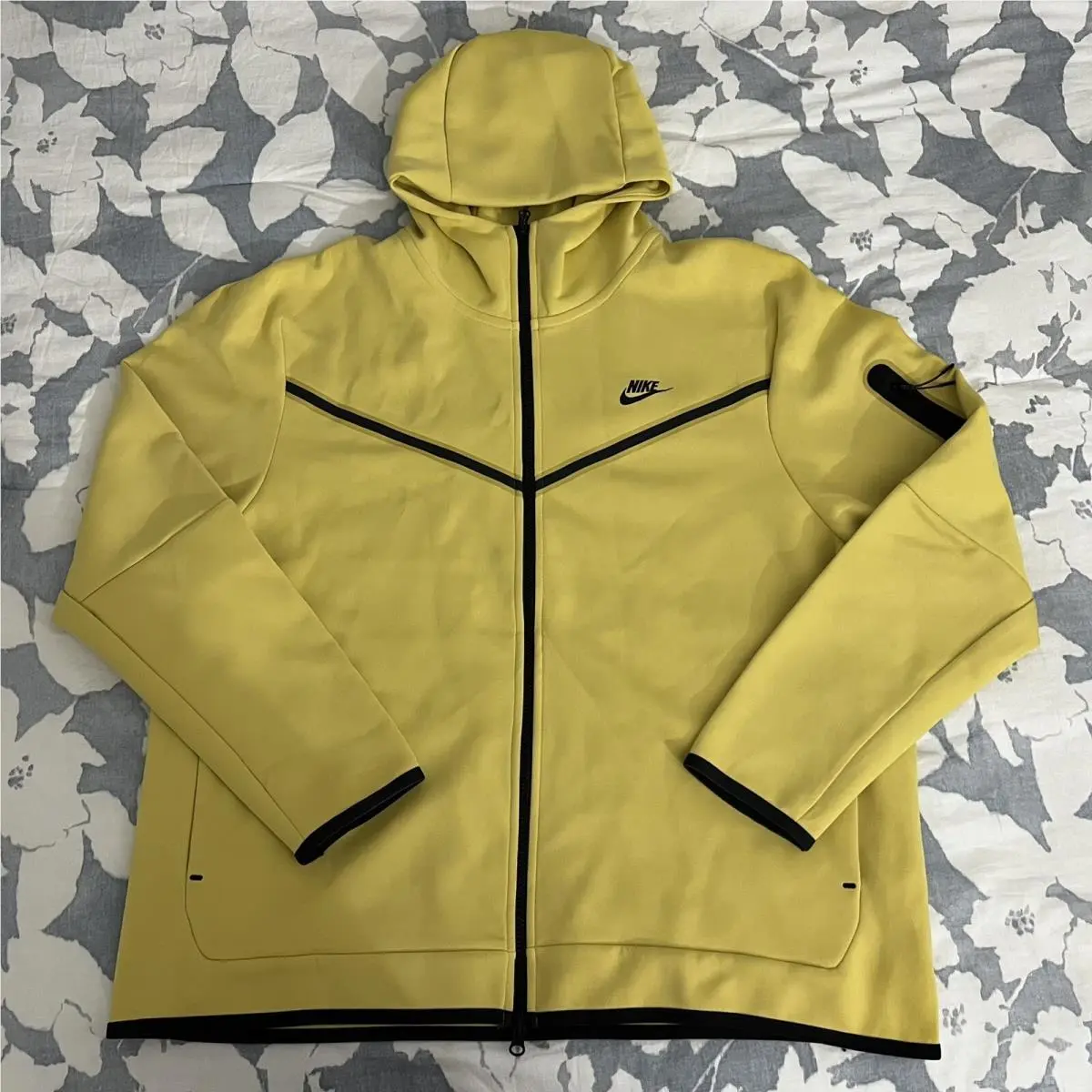 Nike Sportswear Tech Fleece Yellow Full Zip Hoodie Mens Sz Xxl CU4489-700