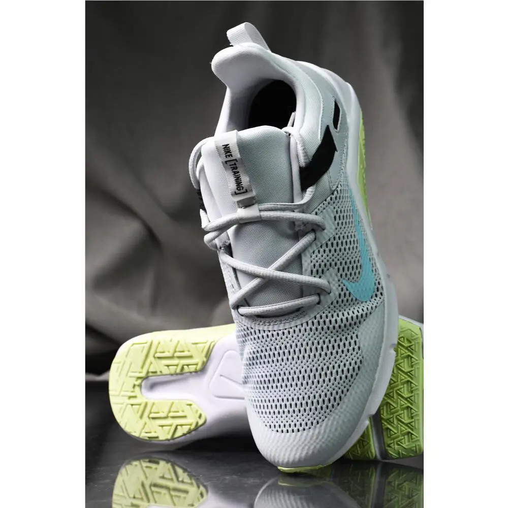 Nike shoes - NIKE LEGEND ESSENTIAL - LEGEND ESSENTIAL - CD0212 - Pure Platinum/ Glacier Ice (UPC: 194276122365) 0