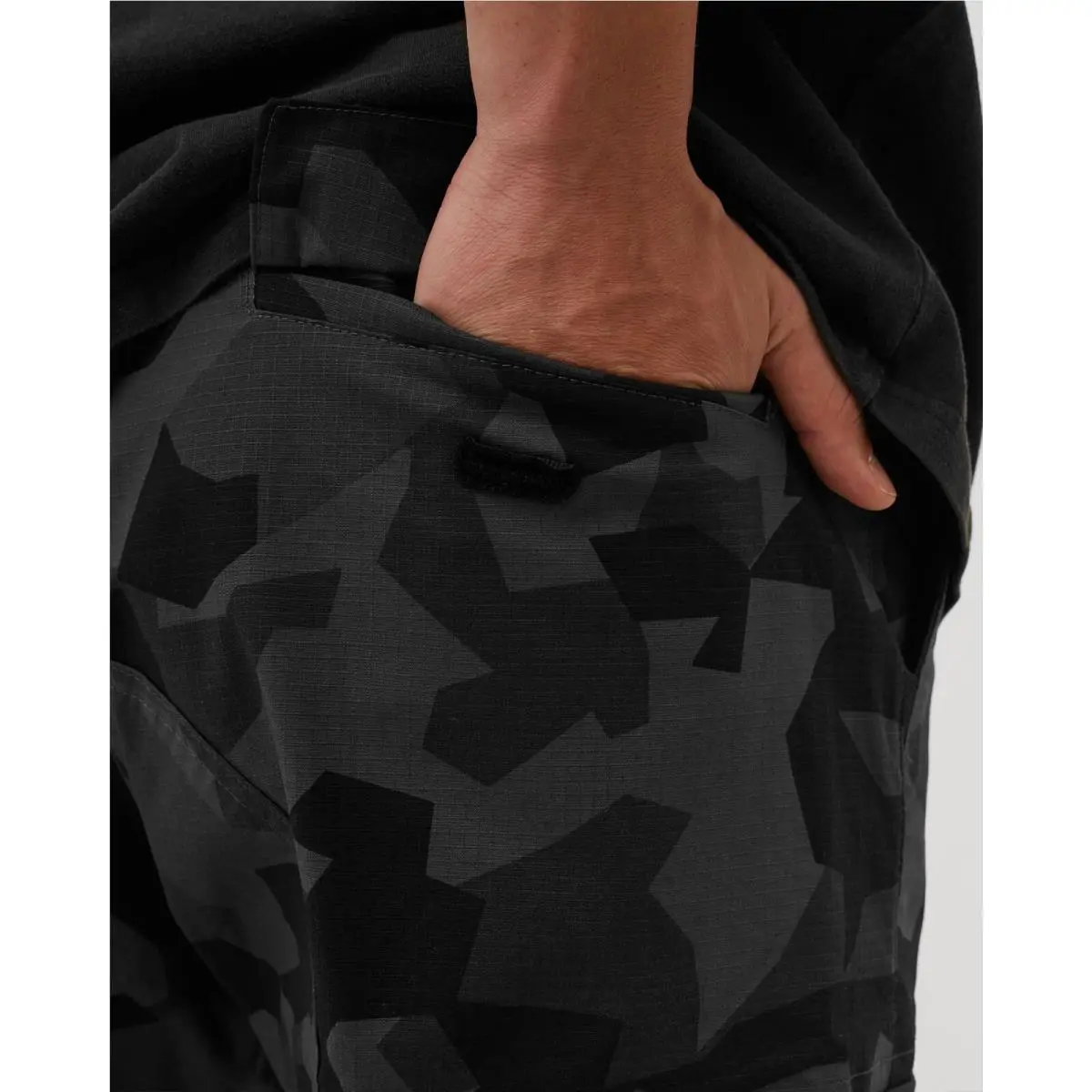 Nike clothing - Nike Courtside NBA Team 31 - Black 3