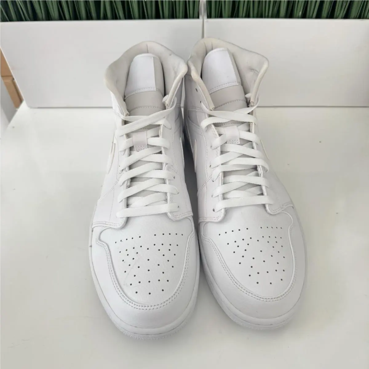 Nike shoes - Nike Air Jordan 1 - Air - 554724 129 - White 1