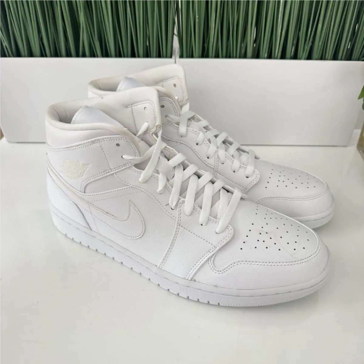Nike shoes - Nike Air Jordan 1 - Air - 554724 129 - White 2