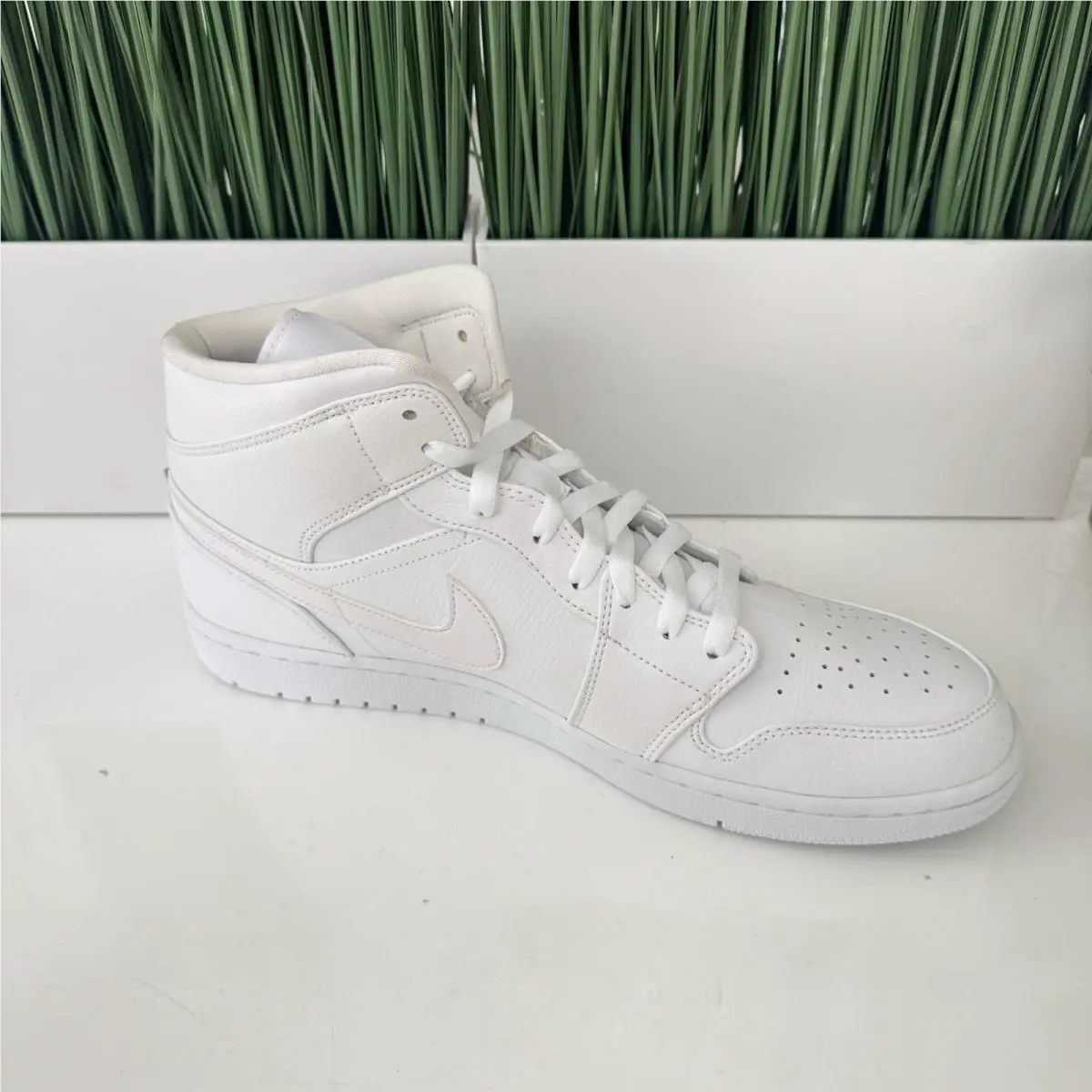 Nike shoes - Nike Air Jordan 1 - Air - 554724 129 - White 3